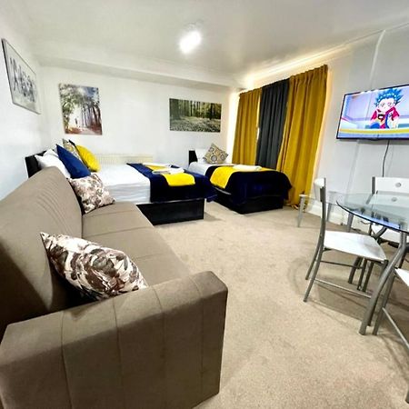 2 Bedrooms Modern Central London Apartment, Full Kitchen, 5 minutes Tube Station Exterior foto