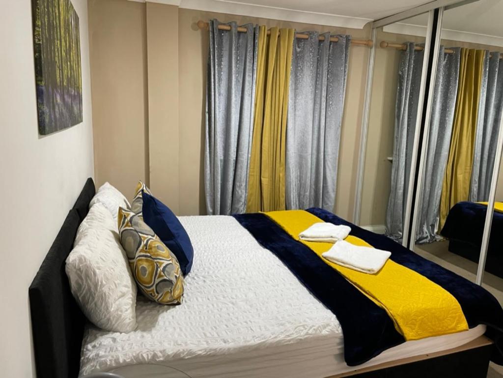 2 Bedrooms Modern Central London Apartment, Full Kitchen, 5 minutes Tube Station Exterior foto