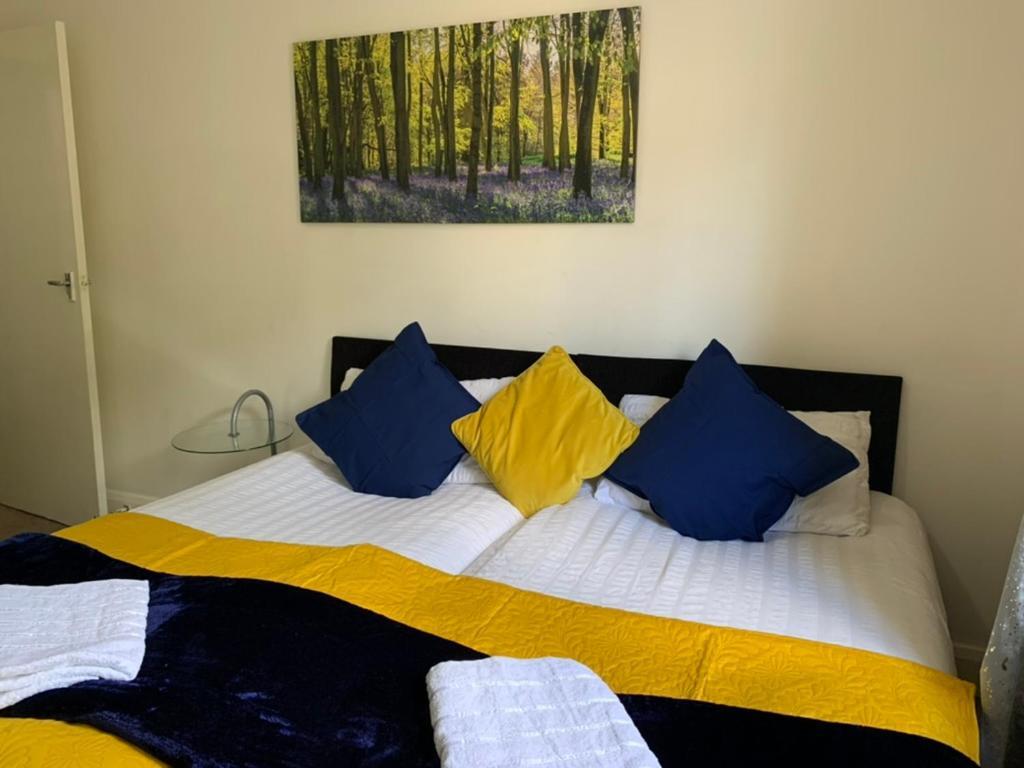 2 Bedrooms Modern Central London Apartment, Full Kitchen, 5 minutes Tube Station Exterior foto